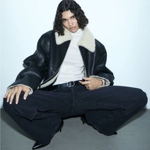 NWOT H&M WIDE HIGH JEAN